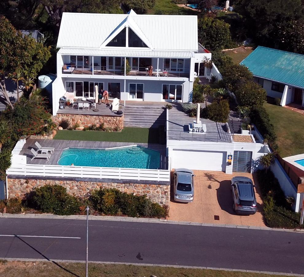 Bright Camps Bay Loft With Stunning Views And Shared Pool Apartman Fokváros Kültér fotó